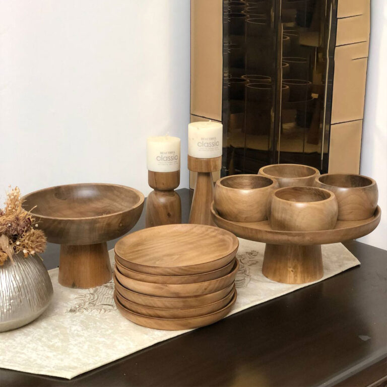 چیدن میز پذیرایی